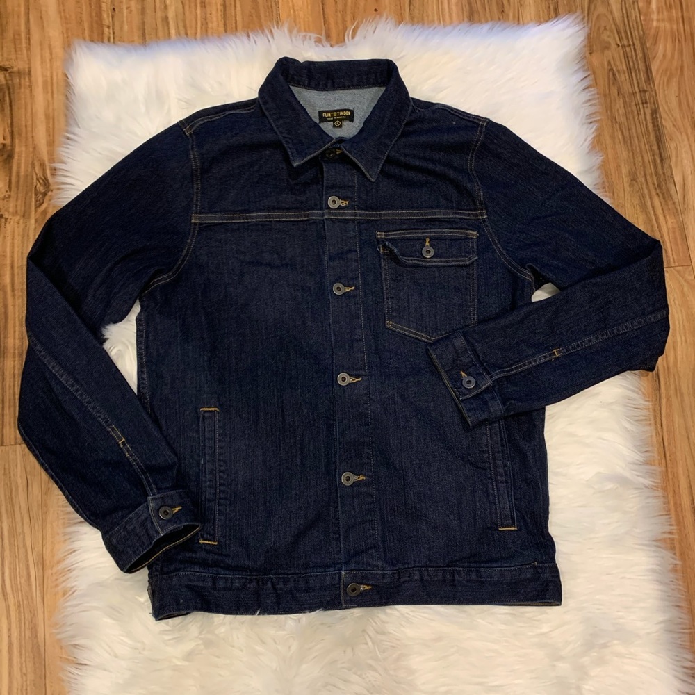 Flint and Tinder Denim Trucker Jacket Size Large